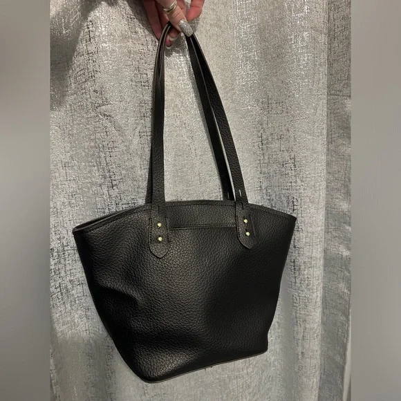 Liz Claiborne Marina Tote Bag Blk - Picture 3 of 8